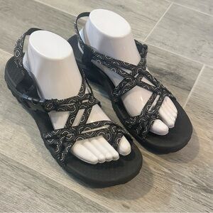 Skechers Outdoor Lifestyle Women Walking Sandals Sz10
Strappy Cushioned Outdoors